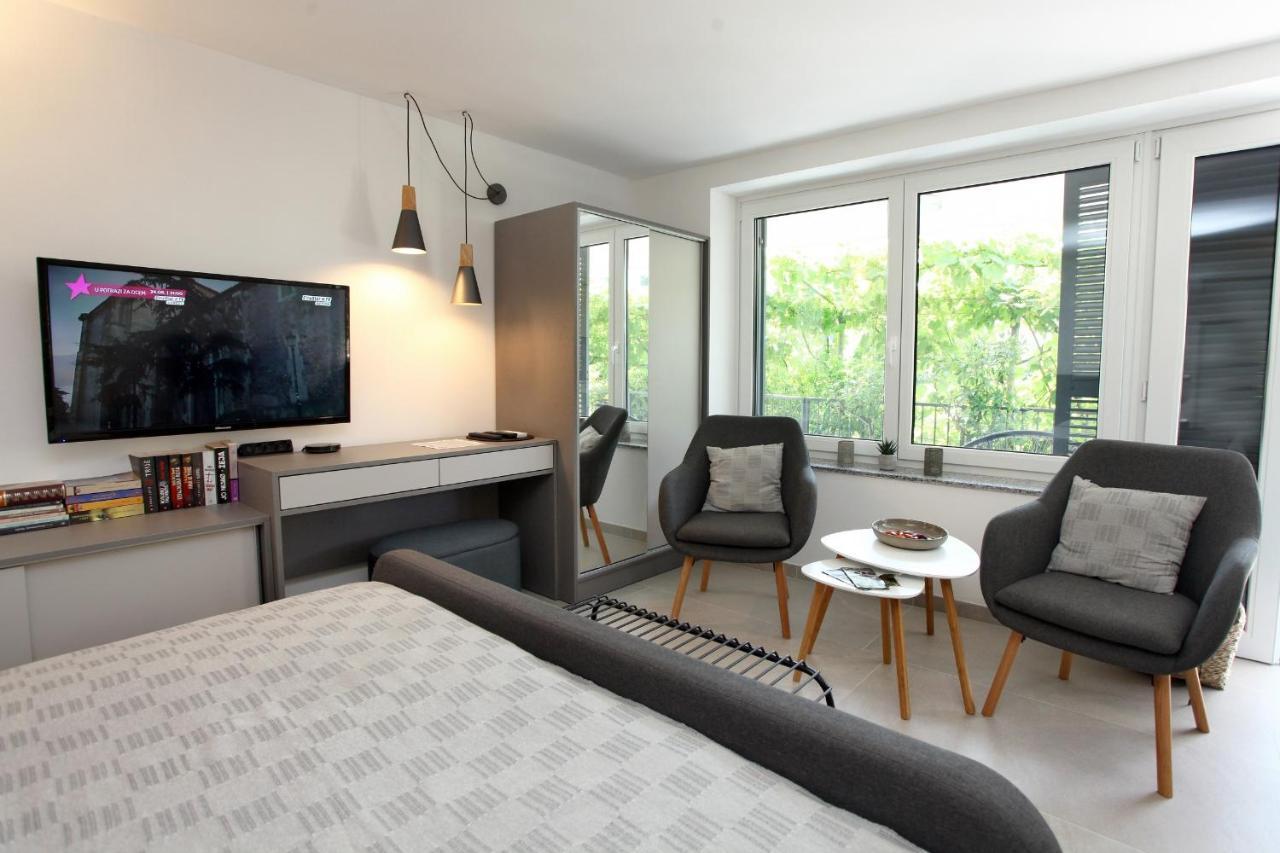 Modern Apartment Parenzana Izma ปอร์โตรอซ ภายนอก รูปภาพ